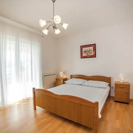 Okruk Apartment Trogir