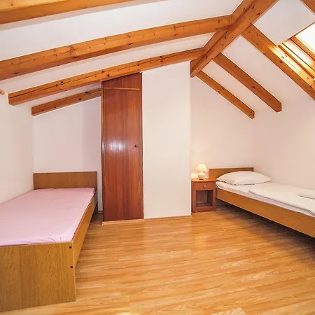 Apartment Okruk *